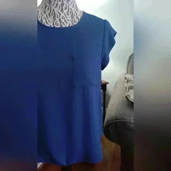 Reitmans  Navy Blue Elegant Blouse Size Small Crew Neck - Picture 9 of 9